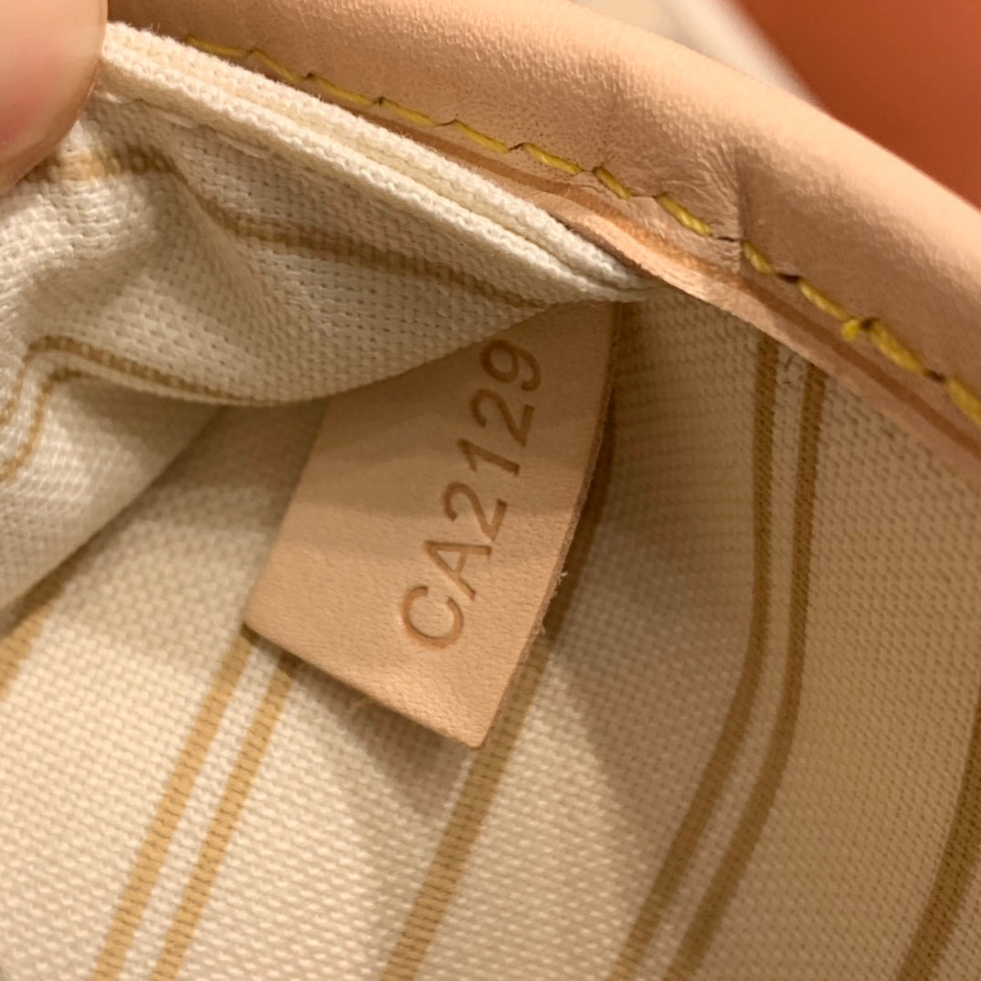 Louis Vuitton Neverfull MM Damier Azur/ Beige