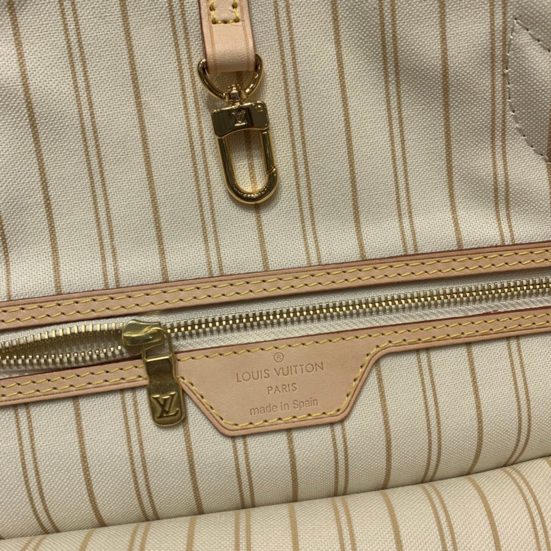 Louis Vuitton Neverfull MM Damier Azur/ Beige