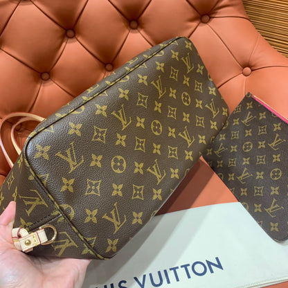Louis Vuitton Neverfull MM Monogram/ Pivoine