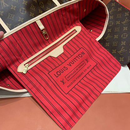 Louis Vuitton Neverfull MM Monogram/ Cerise