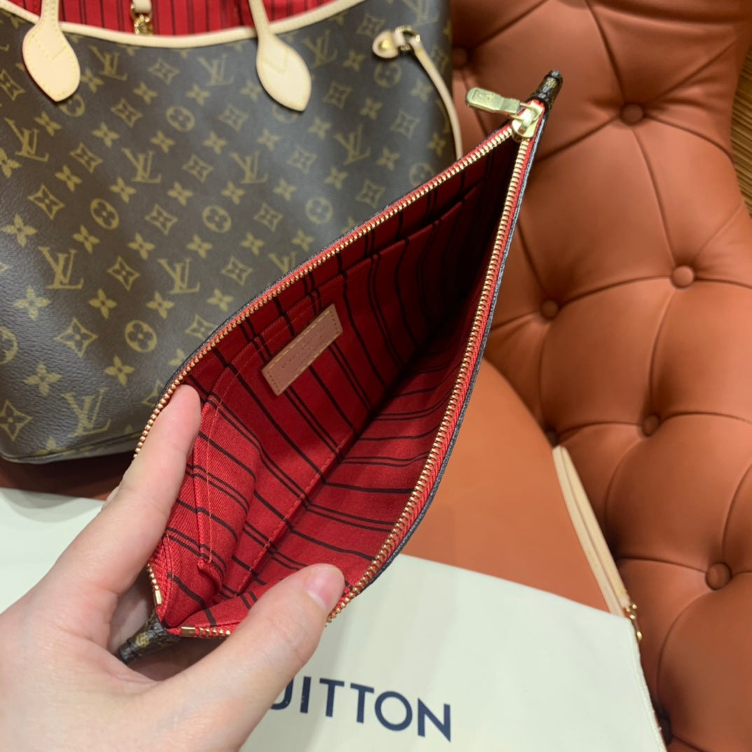 Louis Vuitton Neverfull MM Monogram/ Cerise