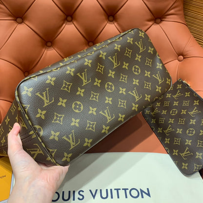 Louis Vuitton Neverfull MM Monogram/ Beige