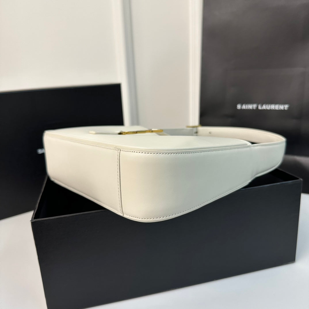 Saint Laurent Le 5 A 7 In Smooth Leather