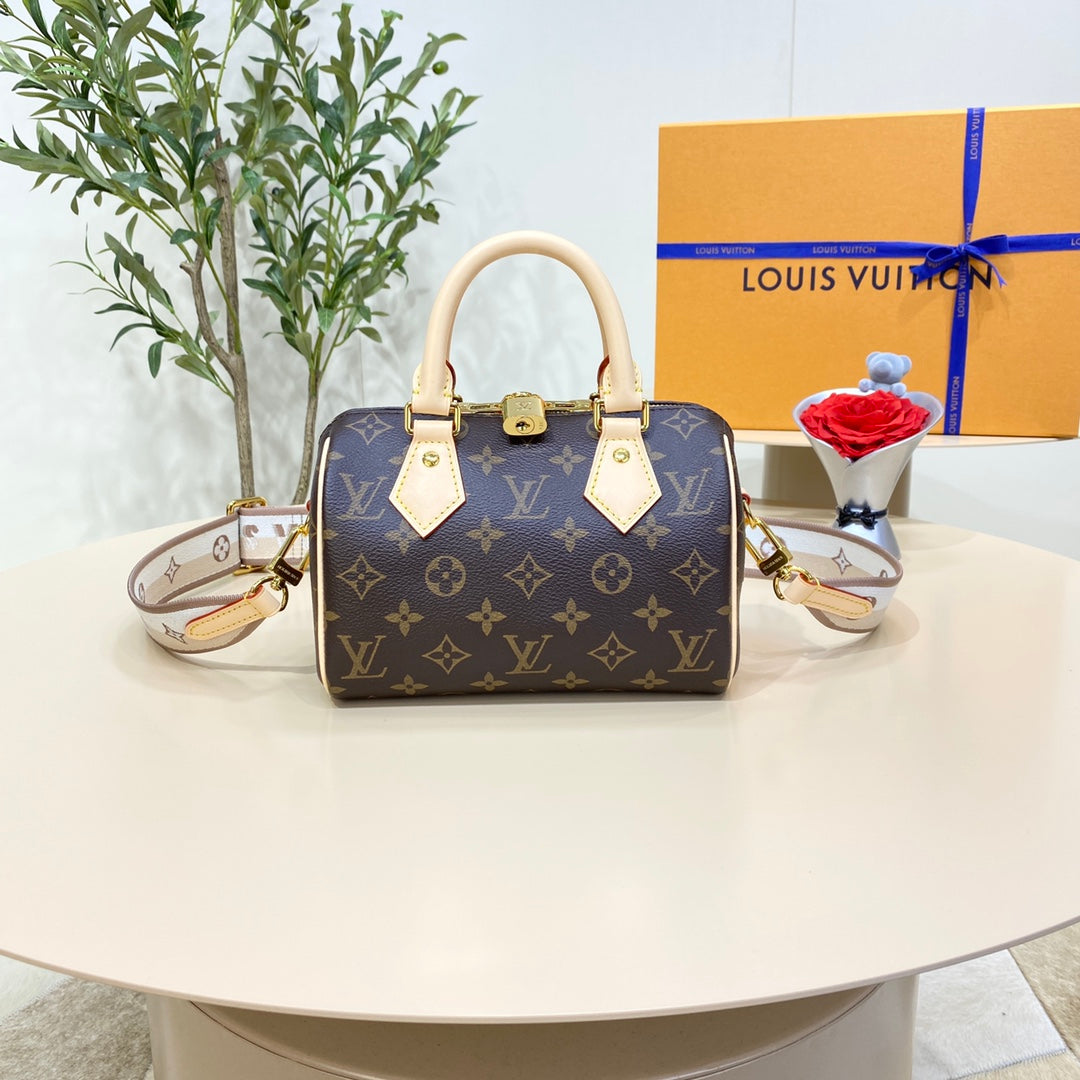 Louis Vuitton Speedy Bandouliere 20 Bag