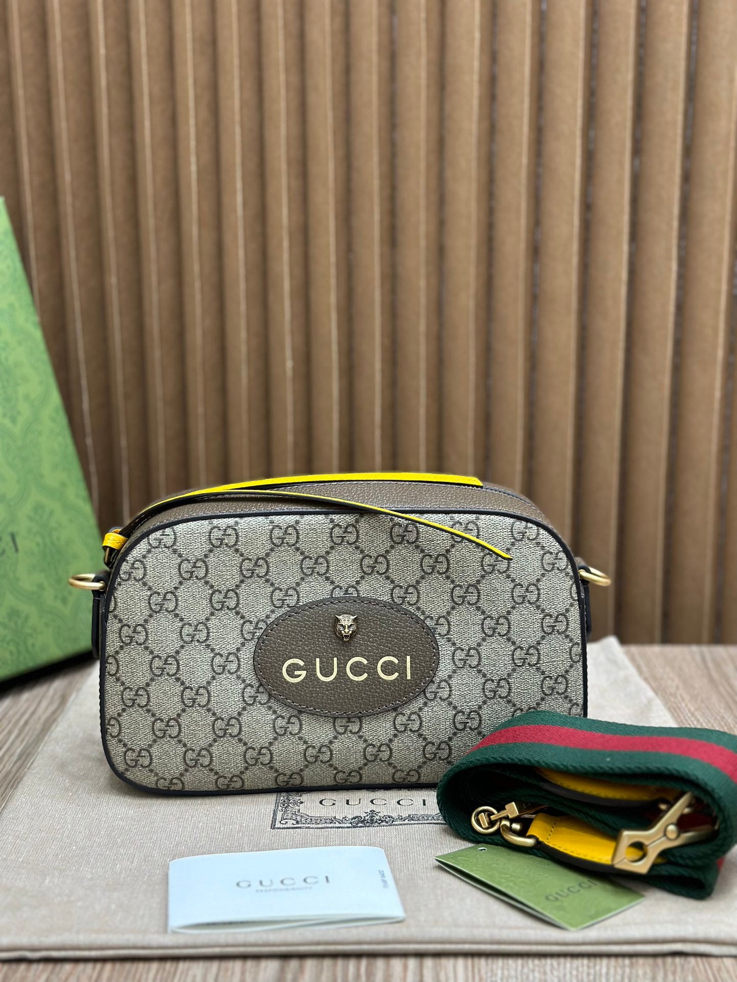 Gucci Neo Vintage Messenger Bag