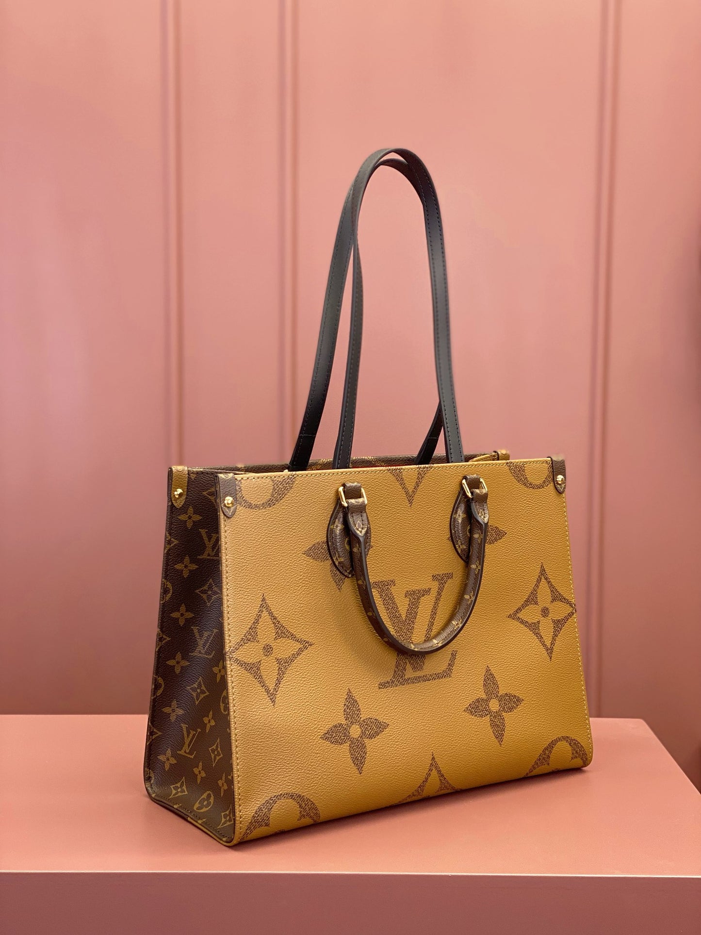 Louis Vuitton Onthego MM