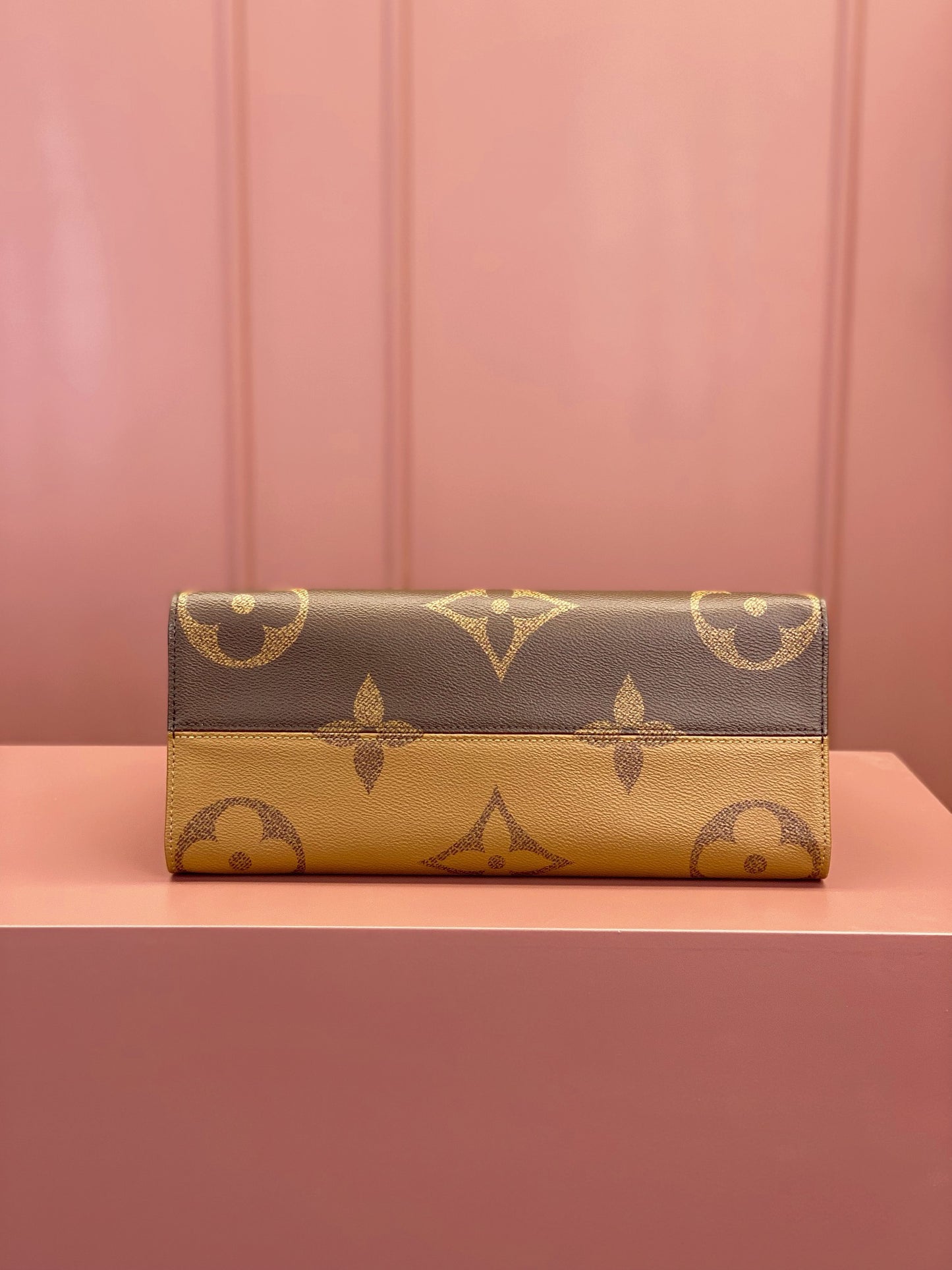 Louis Vuitton Onthego MM