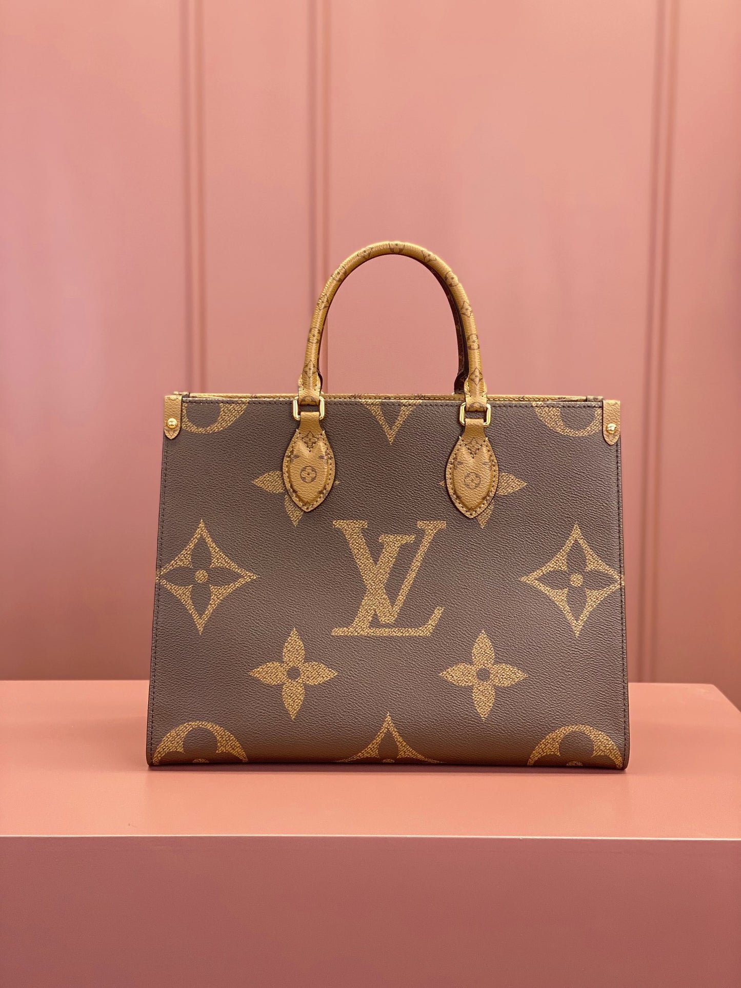 Louis Vuitton Onthego MM