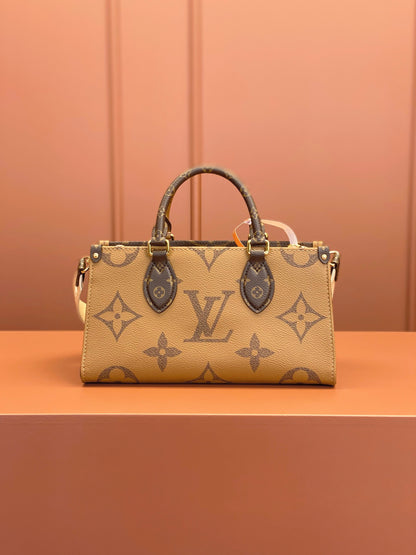 Louis Vuitton Onthego East West