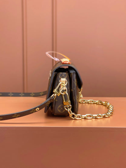 Louis Vuitton Pochette Metis East West