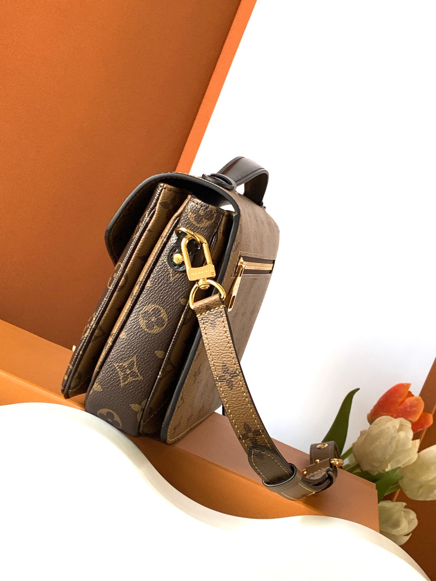 Louis Vuitton Metis Pochette