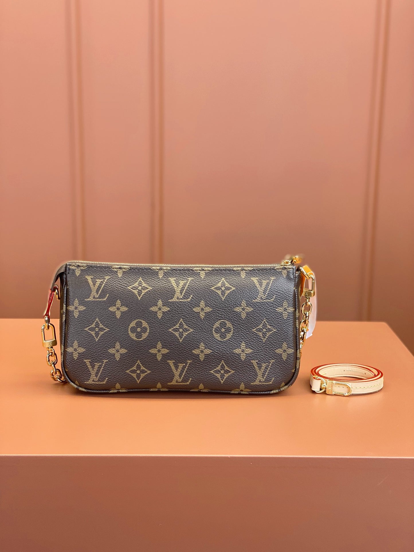 Louis Vuitton Pochette Accessoires