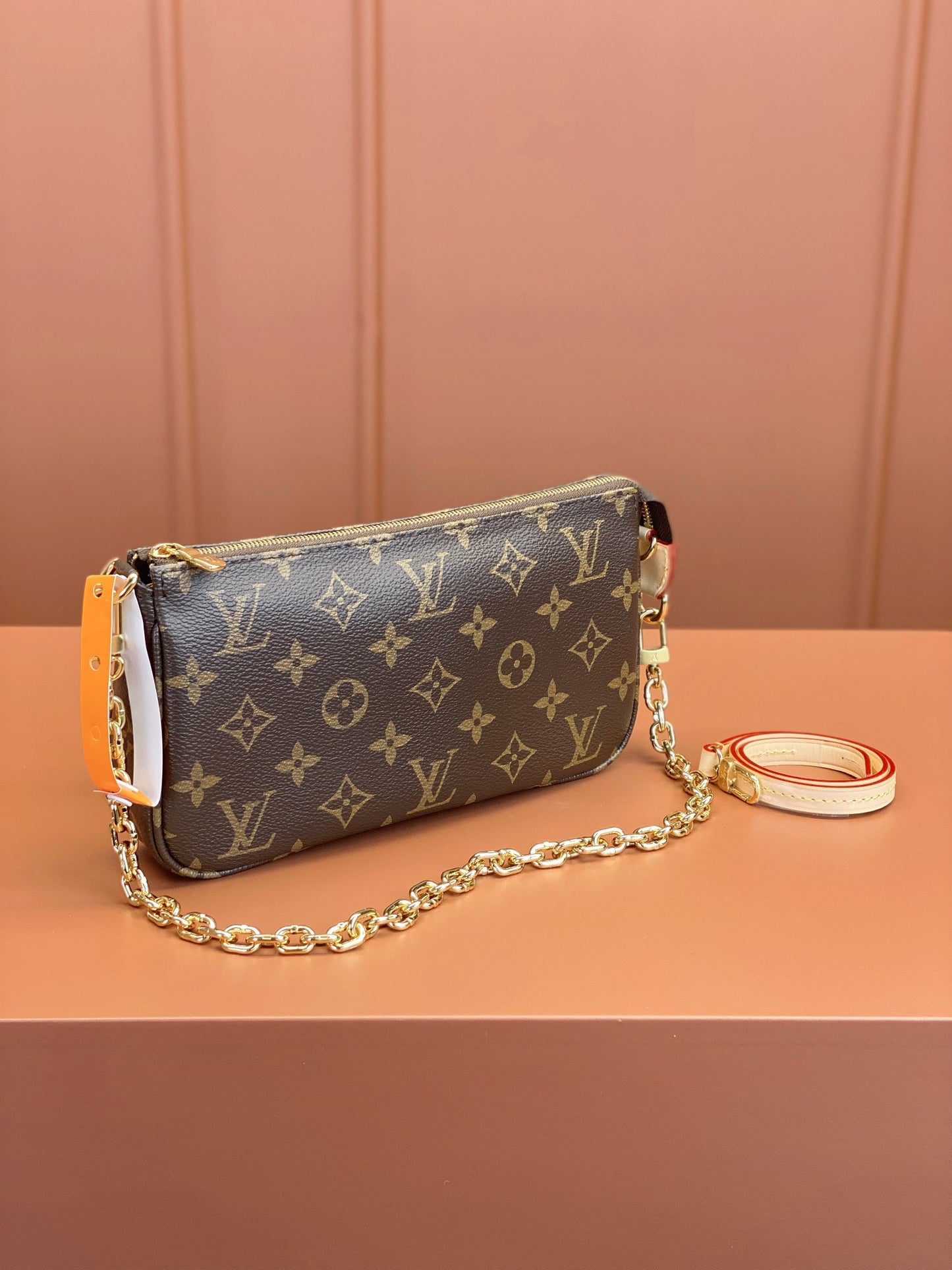 Louis Vuitton Pochette Accessoires