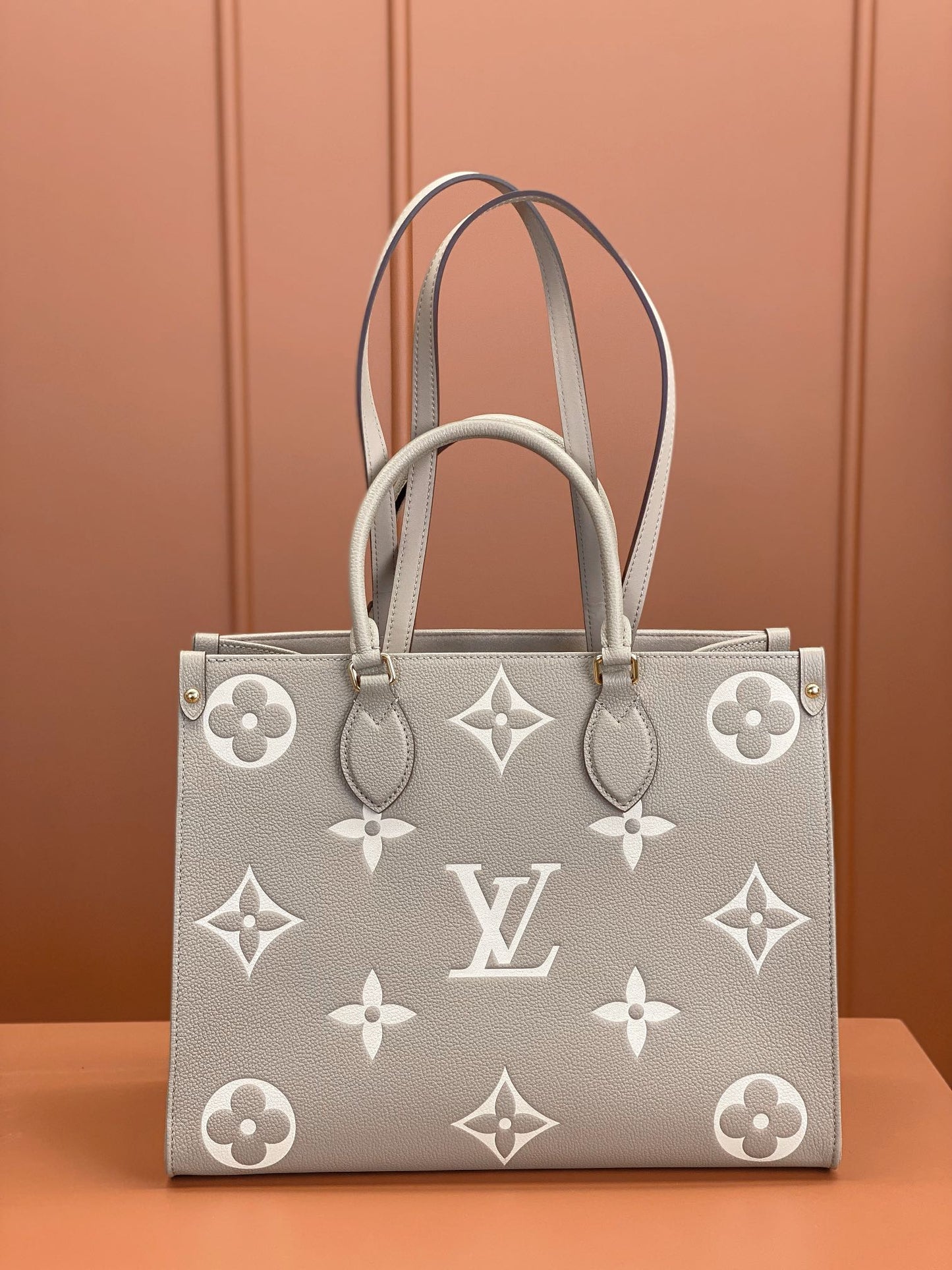 Louis Vuitton Onthego MM