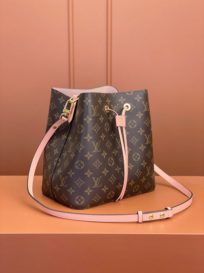 Louis Vuitton NeoNoe MM