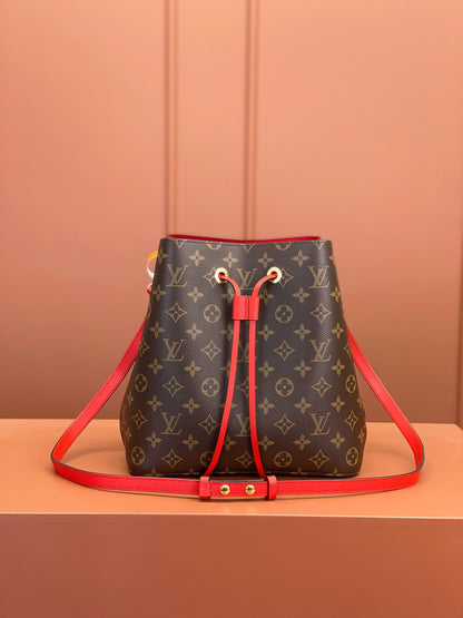 Louis Vuitton NeoNoe MM