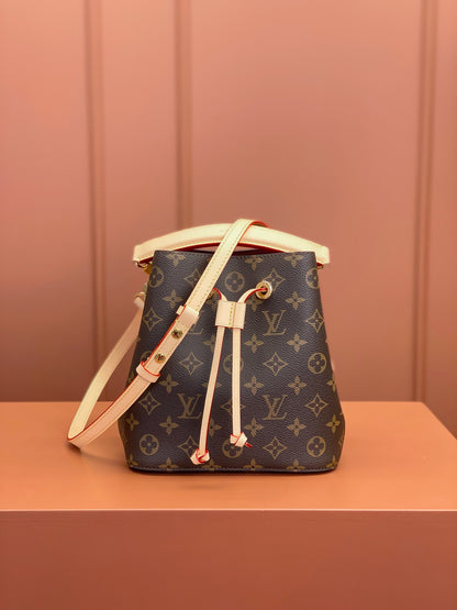 Louis Vuitton NeoNoe BB