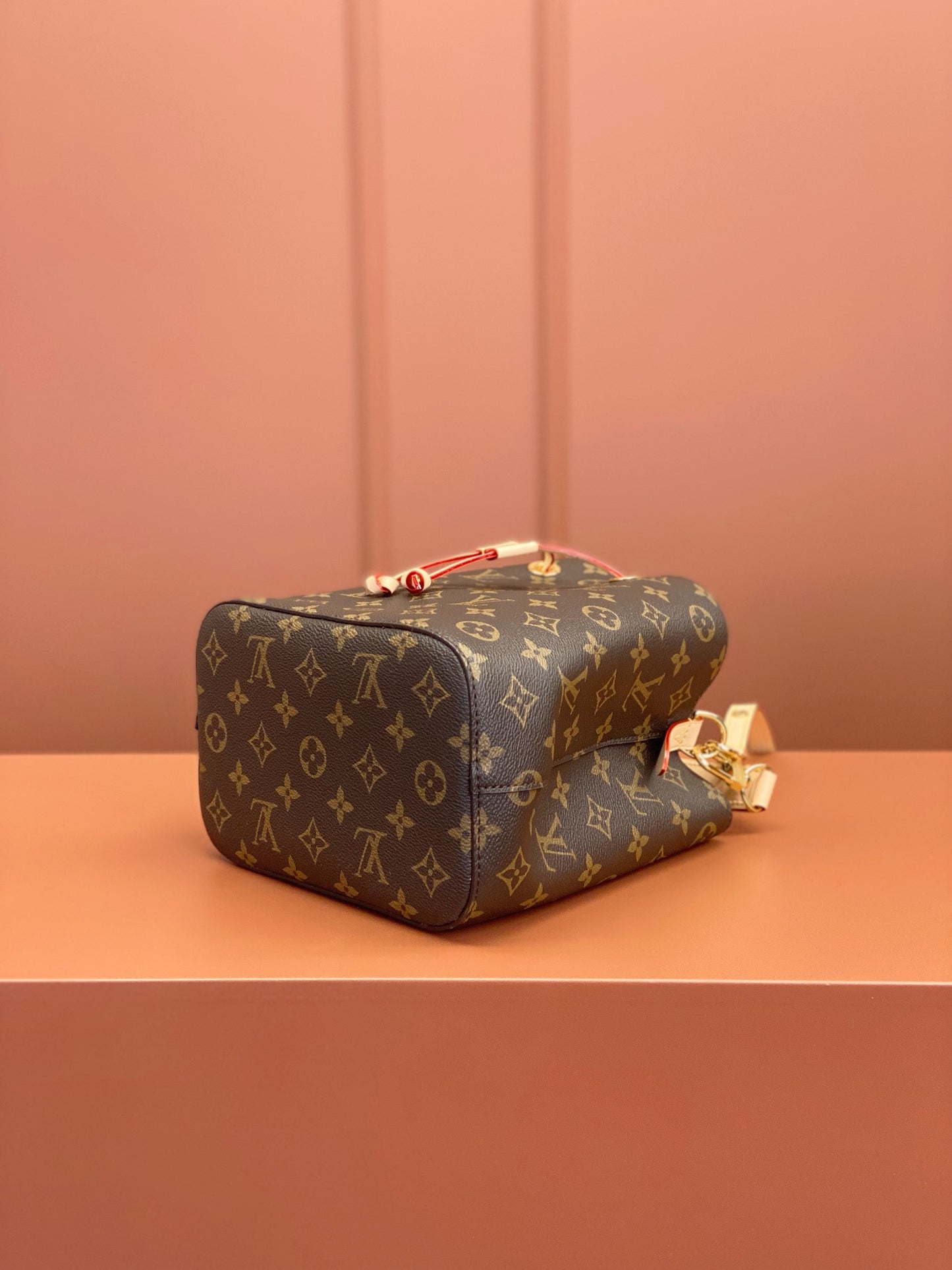 Louis Vuitton NeoNoe BB