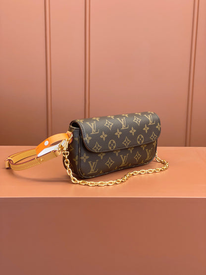 Louis Vuitton Wallet On Chain Ivy