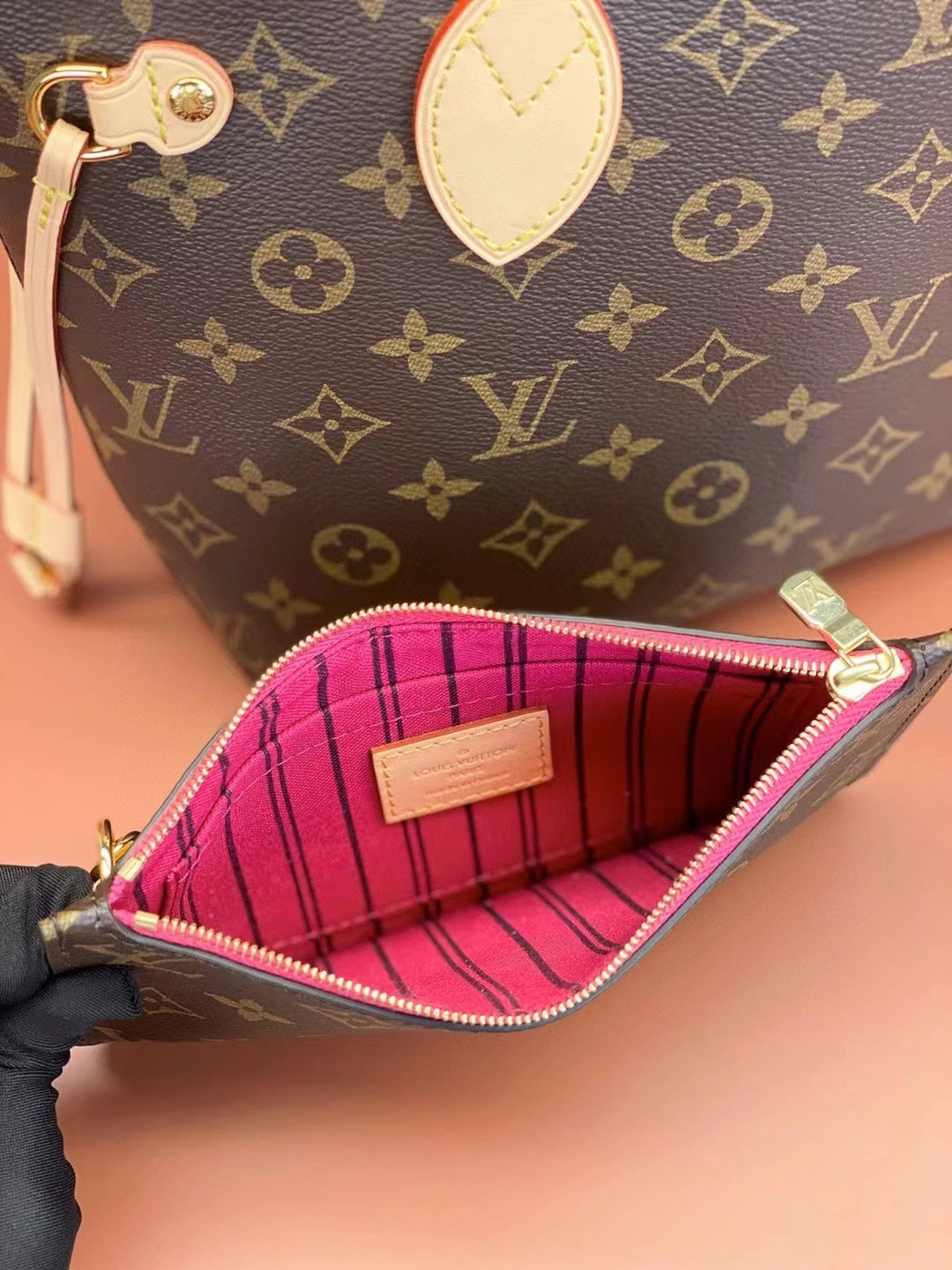 Louis Vuitton Neverfull PM Monogram/ Pivoine