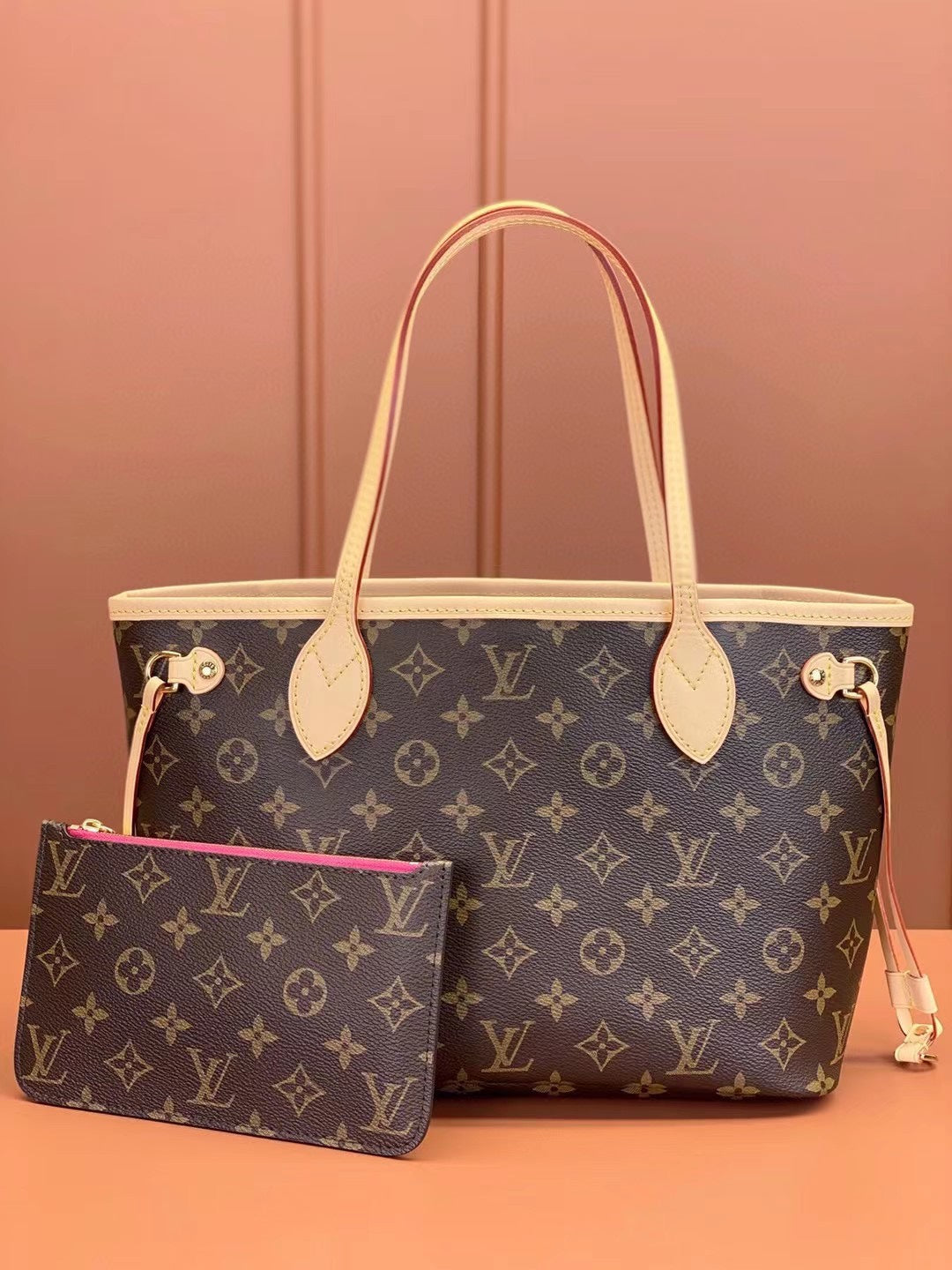 Louis Vuitton Neverfull PM Monogram/ Pivoine