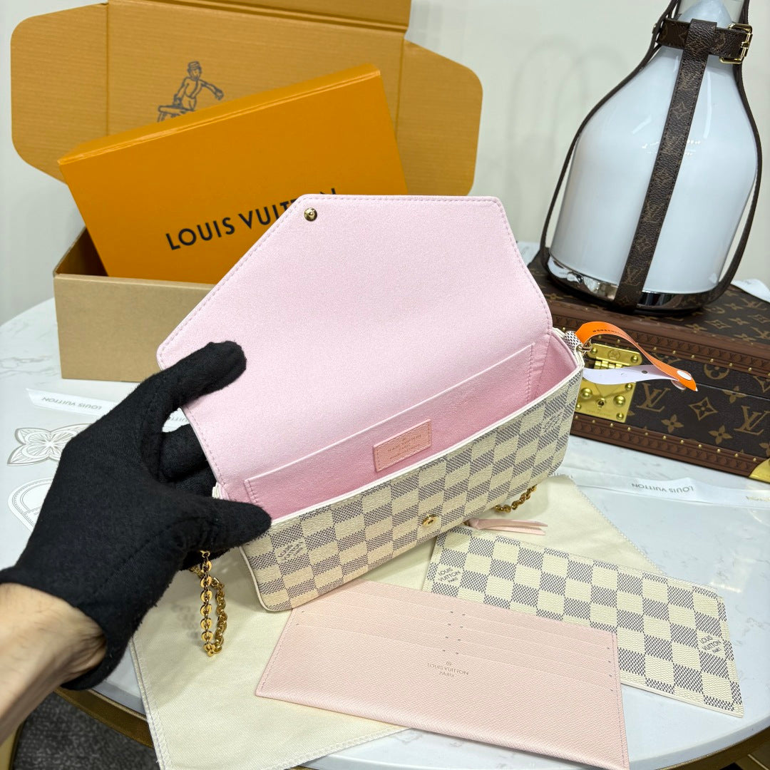 Louis Vuitton Felicie Pochette