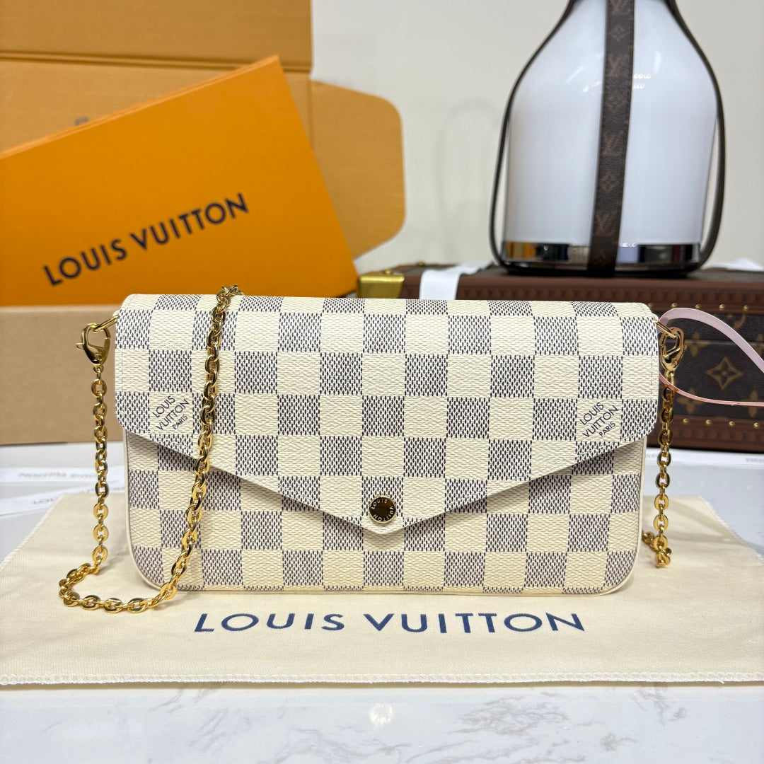 Louis Vuitton Felicie Pochette