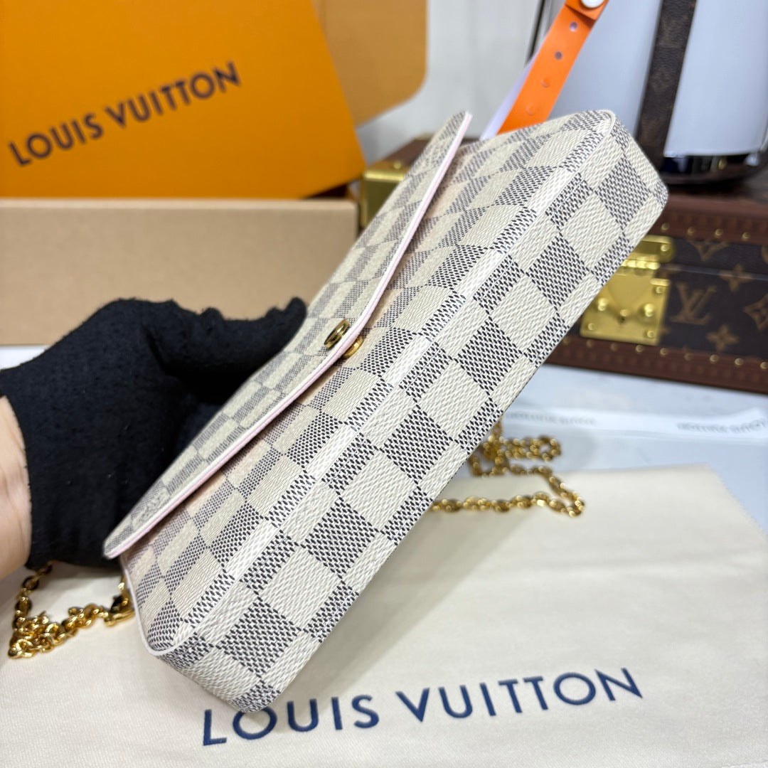 Louis Vuitton Felicie Pochette