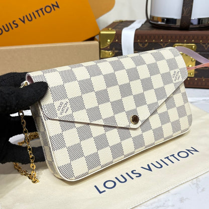 Louis Vuitton Felicie Pochette