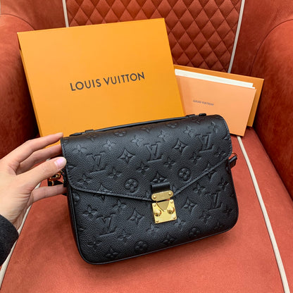 Louis Vuitton Metis Pochette