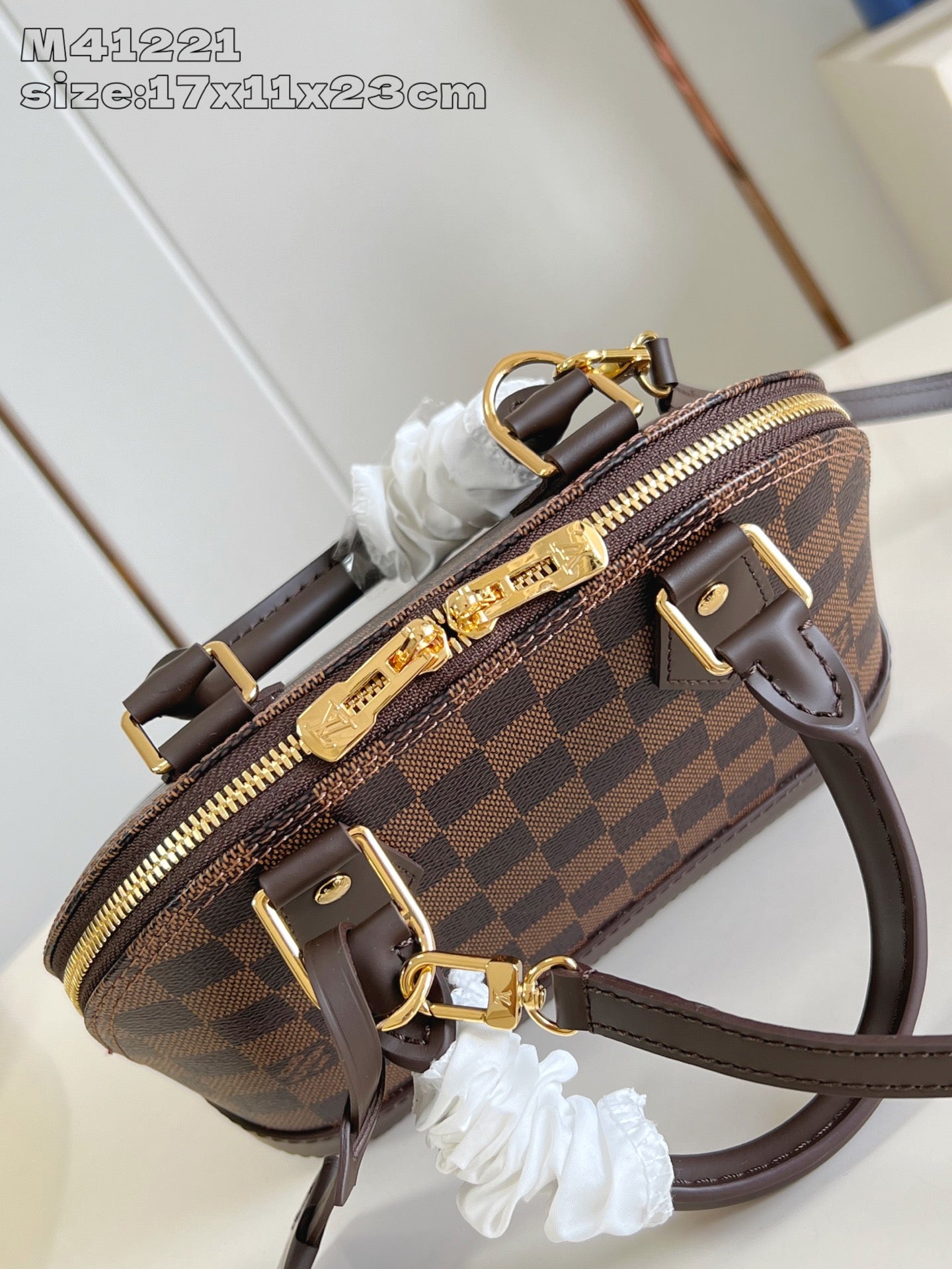 Louis Vuitton Alma BB