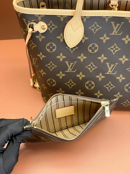 Louis Vuitton Neverfull PM Monogram/ Beige