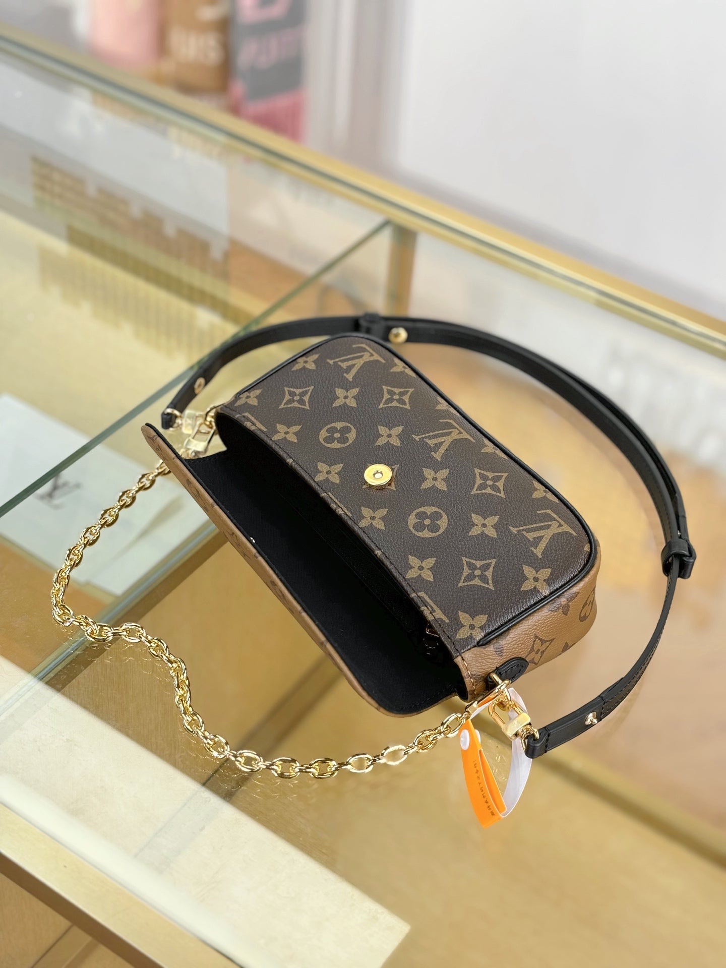 Louis Vuitton Wallet On Chain Ivy