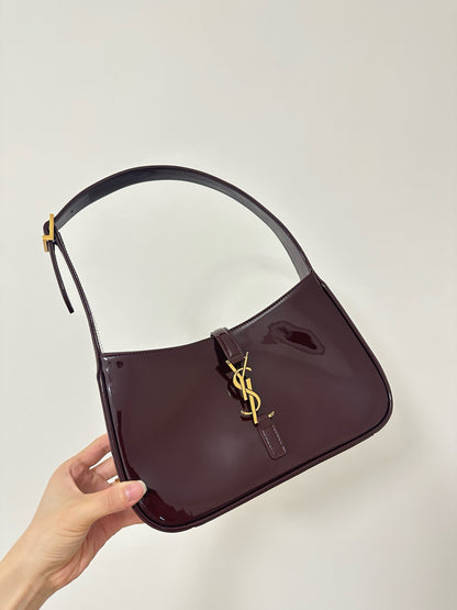 Saint Laurent Le 5 A 7 In Patent Leather