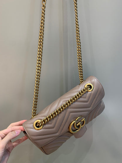 Gucci Marmont Medium Shoulder Bag