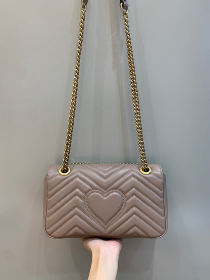 Gucci Marmont Medium Shoulder Bag