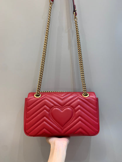 Gucci Marmont Medium Shoulder Bag