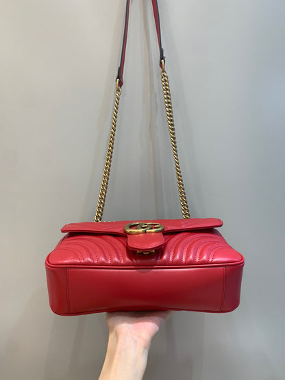 Gucci Marmont Medium Shoulder Bag