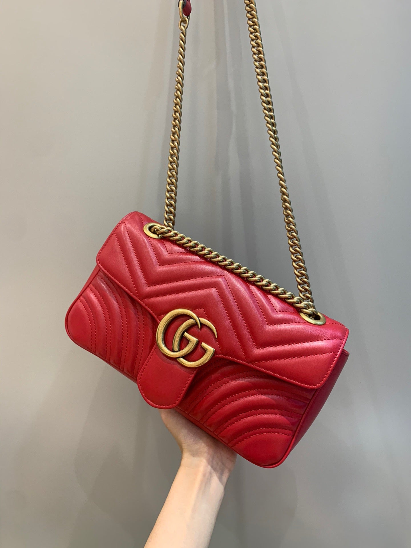 Gucci Marmont Medium Shoulder Bag