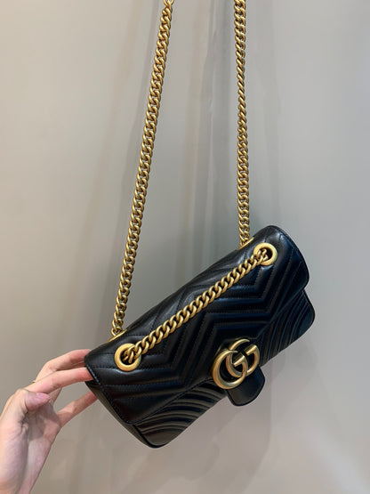 Gucci Marmont Medium Shoulder Bag