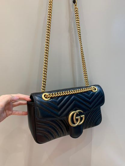 Gucci Marmont Medium Shoulder Bag
